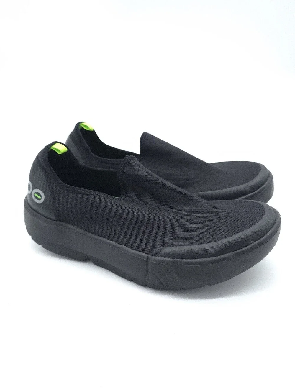 Oofos OOmg eeZee Low Recovery Women’s Black Slip On Shoes Size 6.5